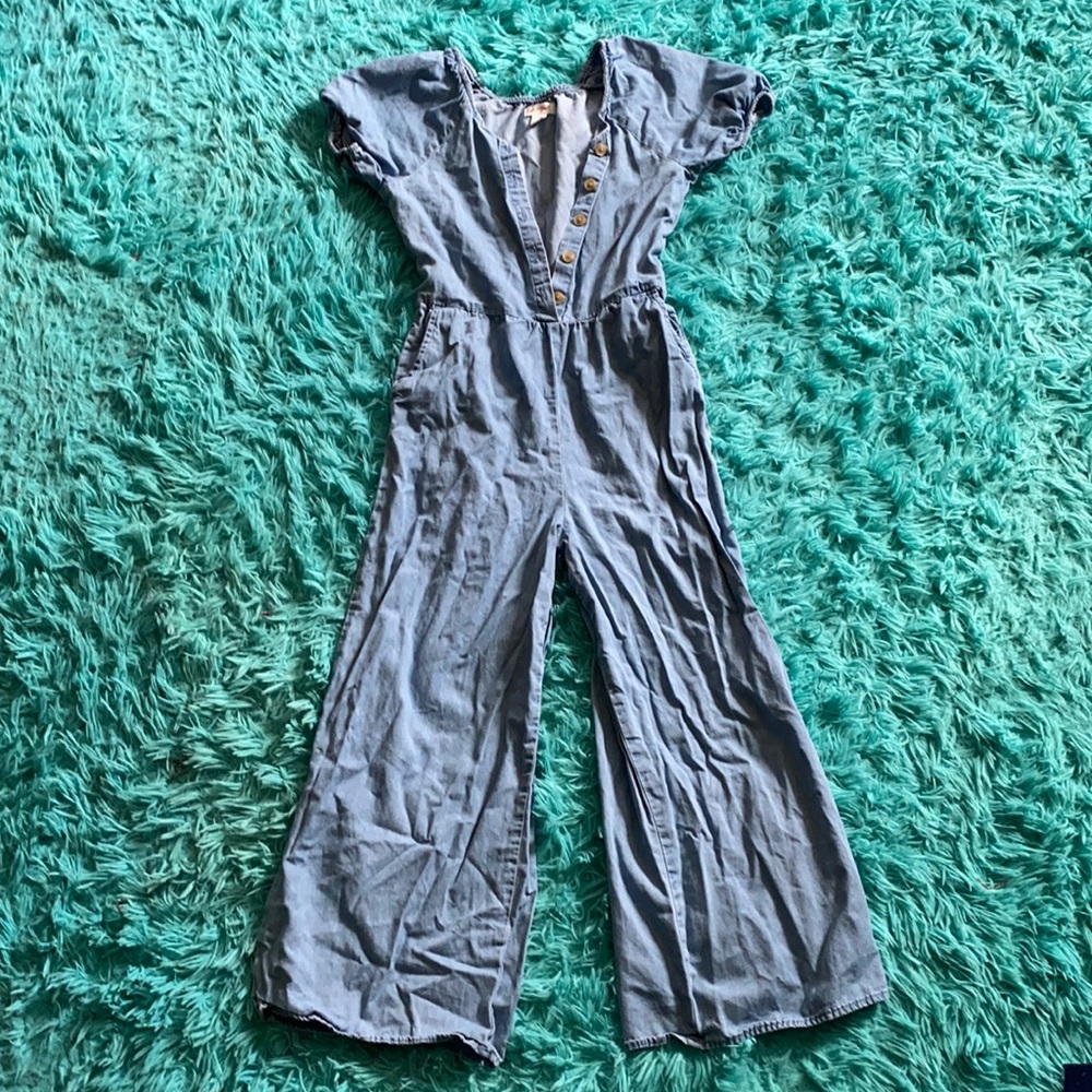 Jean jumpsuit with pockets